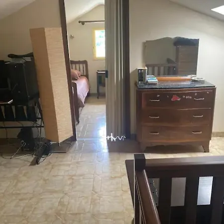 Maison De Léon Hébergement de vacances *